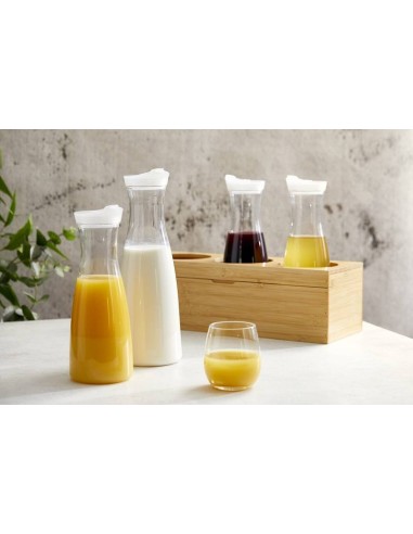 POLICARBONATO: vendita online CARAFFA METACRILATO C/TAPPO LT.1,5 CM.10X27H in offerta