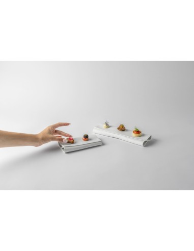 PIATTI: vendita online PIATTO TOVAGLIOLO AZIONI SUMISURA ROYALE PORCELLANA 26 CM X 10 CM in offerta