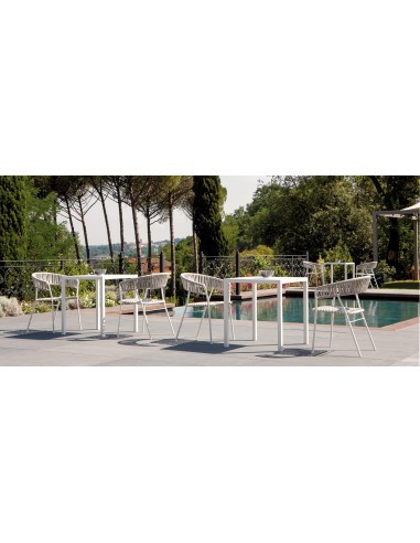 TAVOLI: vendita online TAVOLO QUATRIS AUTOLIVELLANTE VERMOBIL 60 X 60 CM BIANCO RAGGRINZATO in offerta