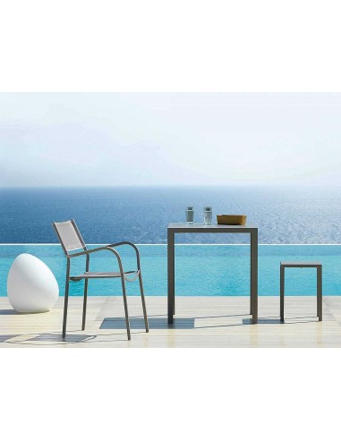 TAVOLI: vendita online TAVOLO AUTOLIVELLANTE QUATRIS VERMOBIL 60 X 60 X 75 BRONZO IN METALLO in offerta