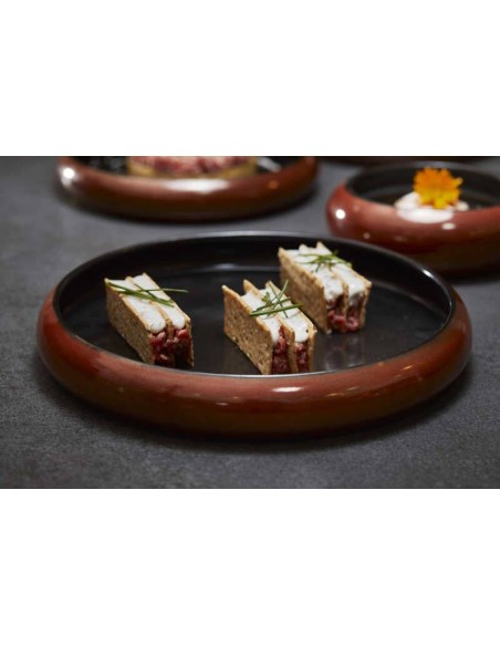 PIATTI: vendita online PIATTO TONDO ZANZIBAR CM.21,5X3,5H IN PORCELLANA MARRONE/NERO LEONE in offerta