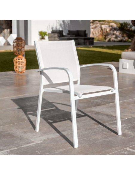OUTLET: vendita online POLTRONA SULLIVAN BIANCA CM.61X56X84H ALLUMINIO IMPILABILE in offerta