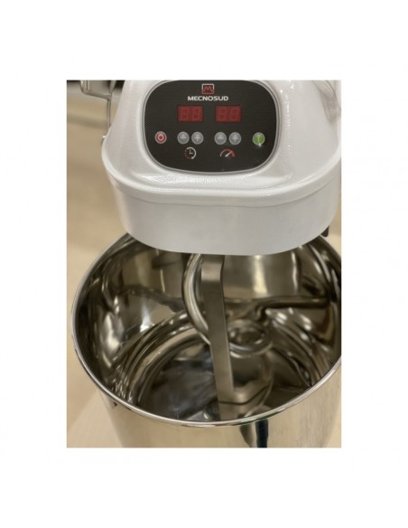 IMPASTATRICI: vendita online IMPASTATRICE A SPIRALE MASSIMA MECNOSUD M7 VV 7 KG 10 LITRI RPM 90/280 V.230 KW in offerta