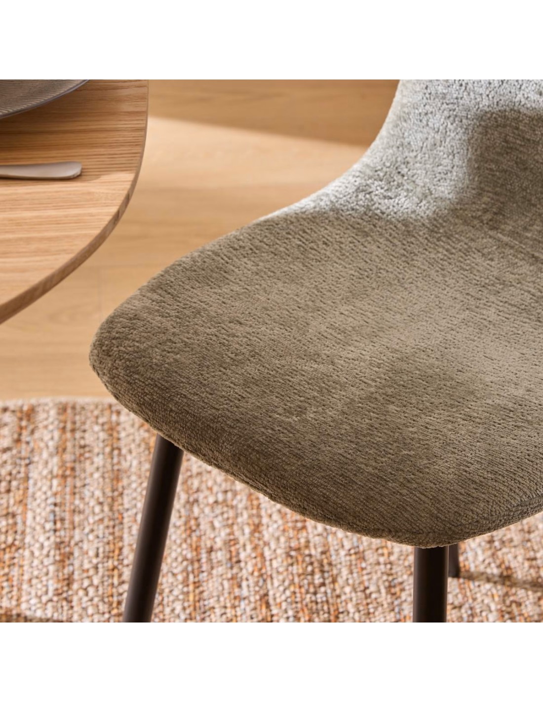 SEDIE-POLTRONE: vendita online SEDIA TYKA VERDE KAKI GAMBE NERE ATMOSPHERA IN TESSUTO in offerta